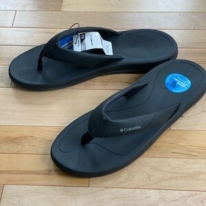 Columbia Black Flip Flops US 15 EU 48 NIB